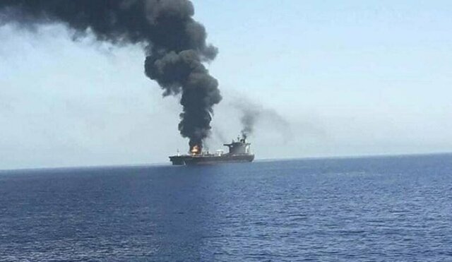 حمله به کشتی اسرائیلی در دریای عمان ۲ کشته داشت/ رژیم صهیونیستی: پاسخ می‌دهیم