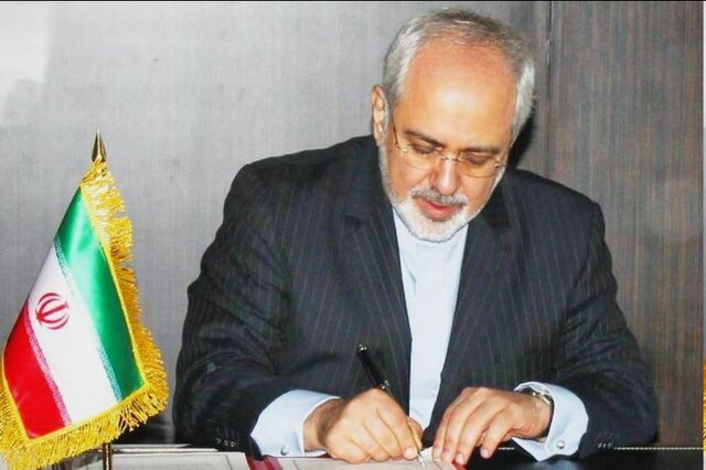 ظریف درگذشت مدیرکل پیشین خاورمیانه وزارت خارجه را تسلیت گفت