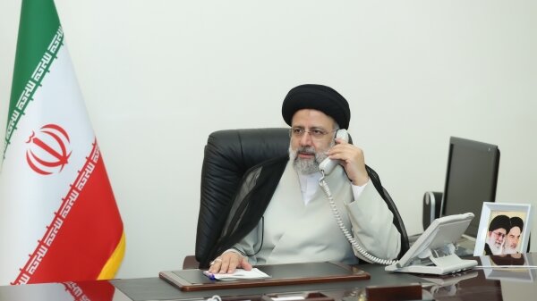 رئیسی: روابط ایران-عراق فراتر از همسایگی است/ مسایل منطقه باید توسط خود کشورهای منطقه حل شود