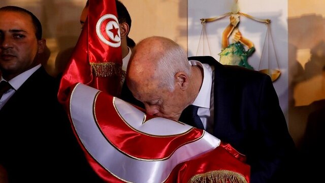 رئیس جمهور تونس برخی طرف‌ها را به جذب مزدوران خارجی متهم کرد