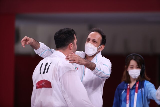تجلیل هیات اجرایی از مربیان طلایی ایران در المپیک توکیو