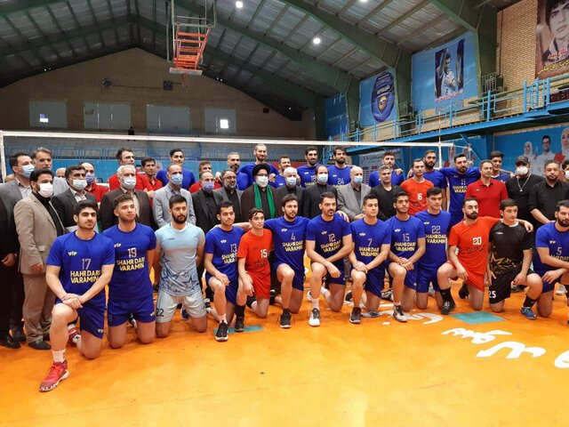 بازدید وزیر ورزش از تمرینات تیم والیبال شهرداری ورامین