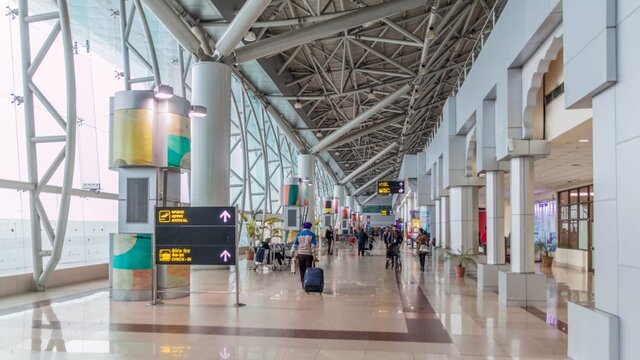 فرار مسافران “کرونا مثبت” از فرودگاهی در هند