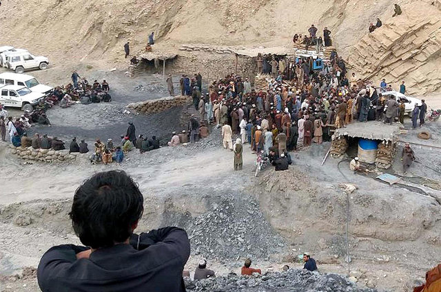 انفجار گاز در یک معدن جان ۴ کارگر پاکستانی را گرفت
