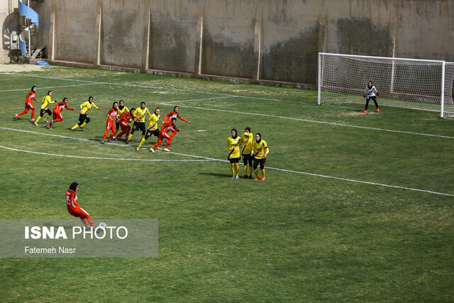 پیروزی بم و ملوان در هفته سیزدهم لیگ‌ برتر فوتبال زنان