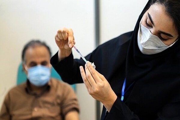ایرانی های نزدیک به ۱۴۸ میلیون دوز واکسن کرونا تزریق کرده اند