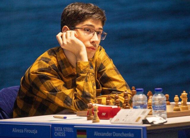 فیروزجا روی دور تساوی در رقابت‌های کاندیداهای شطرنج!