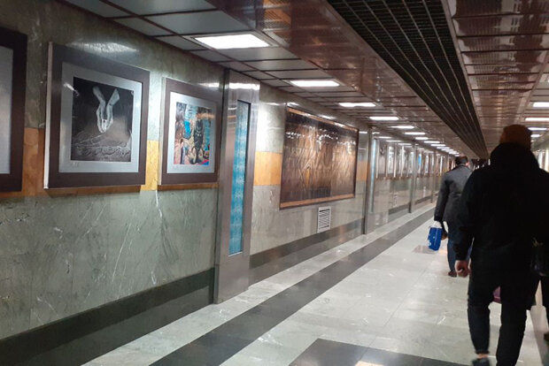 برگزاری نمایشگاه عکس فصل‌واره ایثار در ایستگاه‌های مترو