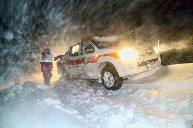 امدادرسانی به ۱۱۰۰ نفر در برف و سیلاب کشور طی دو روز اخیر