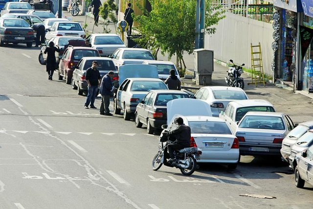 مصوبه تعیین نرخ توقف پارک حاشیه‌ای در شورای شهر اصلاح شد