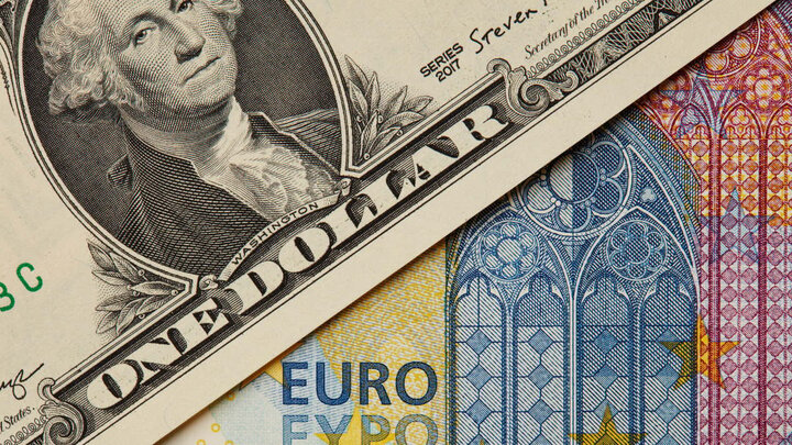 آخرین قیمت دلار و یورو ۹ اردیبهشت ۱۴۰۲