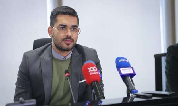 هیچ پولی از بورس خارج نشده است/ خرید ۴۶۵ میلیارد تومانی حقیقی‌ها