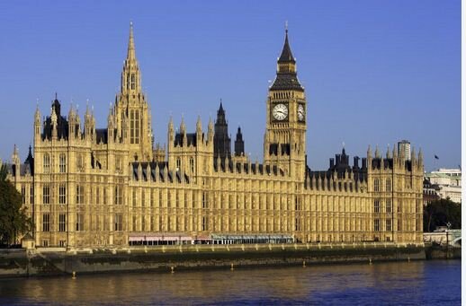 ساختمان پارلمان انگلیس در معرض خطر نابودی است