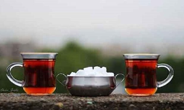 چای پُررنگ چه مضراتی دارد/ افزایش ضربان قلب و فشارخون