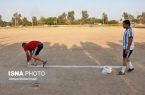 انتقاد از مسئولان خوزستان/ زمین‌های خاکی فوتبال”کارون” پر از سنگ و چاله هستند!