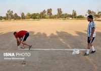 انتقاد از مسئولان خوزستان/ زمین‌های خاکی فوتبال”کارون” پر از سنگ و چاله هستند!