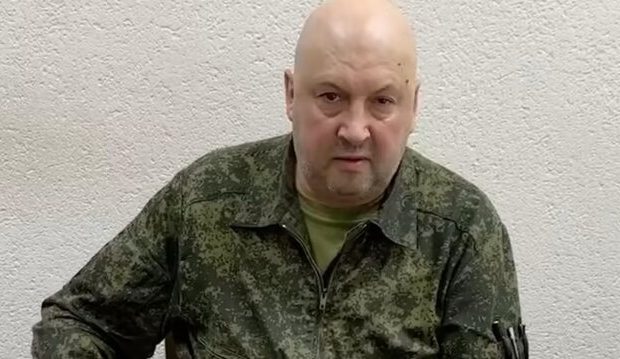 سکوت کرملین درباره وضعیت فرمانده ارشد ارتش روسیه