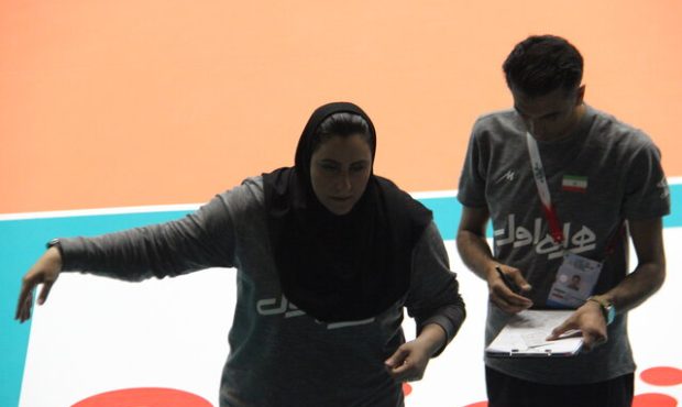 واکنش سرمربی و سرعتی‌زن تیم ملی والیبال زنان به پیروزی مقابل ازبکستان