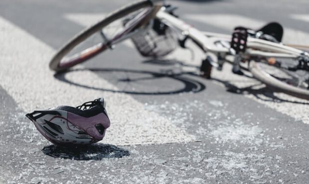 حادثه خطرناک در لیگ دوچرخه‌سواری+ ویدیو