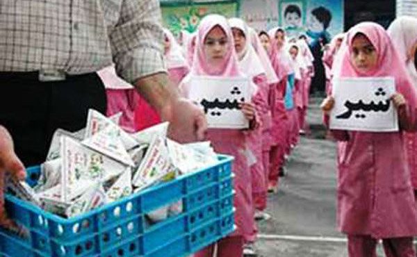 ایرانی ها ۳۵ درصد کمتر از آمار جهانی شیر می خورند