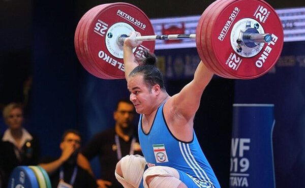 شانس طلای ۲ وزنه‌بردار ایران در قهرمانی جهان/ دختران در گروه B