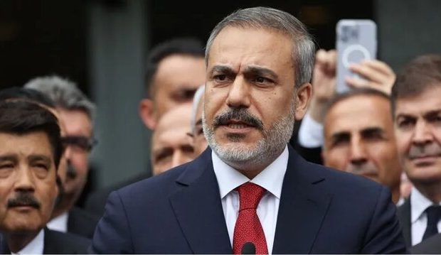 وزیر خارجه ترکیه: عاملان انفجار آنکارا در سوریه آموزش دیده بودند