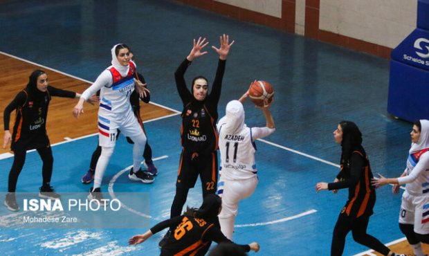 پیروزی گاز و نیشابور در لیگ بسکتبال زنان 