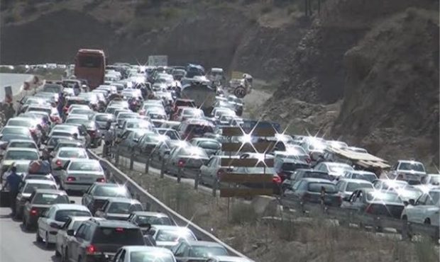 ترافیک سنگین در جاده چالوس به تهران