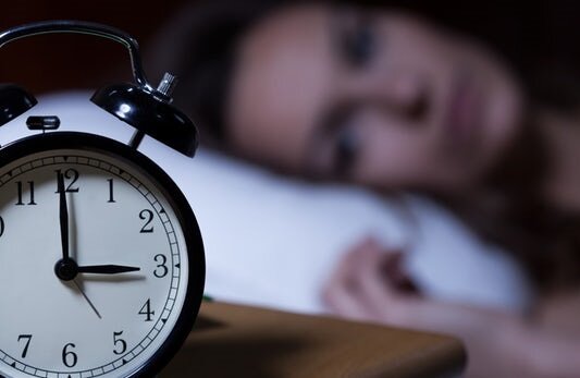 تاثیر کم خوابی بر هورمون‌های بدن / خطر افزایش ناباروری در زنان شب‌کار