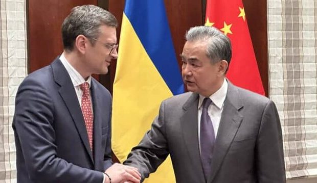 وزرای خارجه چین و اوکراین دیدار کردند