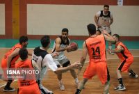 پیروزی بندری‌ها مقابل مردان فارس/ لیگ بسکتبال تعطیل شد
