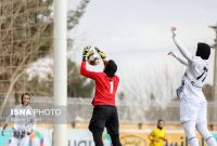شاگردان ایراندوست مغلوب انزلی‌چی‌ها شدند/ تداوم صدرنشینی بم در فوتبال زنان
