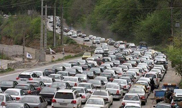 ترافیک در آزاد راه تهران شمال سنگین است