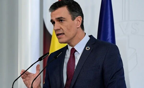 نخست‌وزیر اسپانیا: استعفا نداده و با قدرت ادامه می‌دهم