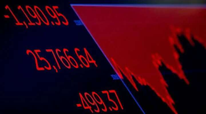 ریزش ۲۵۳۳ واحد شاخص کل بورس آغاز معاملات