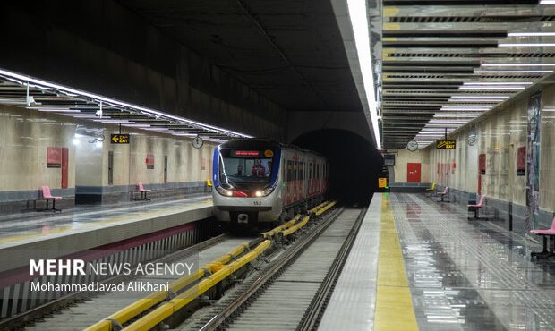 ورود ۲ رام قطار ملی به روی ریل مترو تهران تا پایان سال