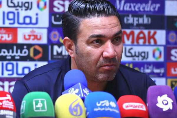 پرسپولیس با گل آفساد و ناحق قهرمان شد/ قهرمان واقعی استقلال است پرسپولیس با گل آفساد و ناحق قهرمان شد/ قهرمان واقعی استقلال است