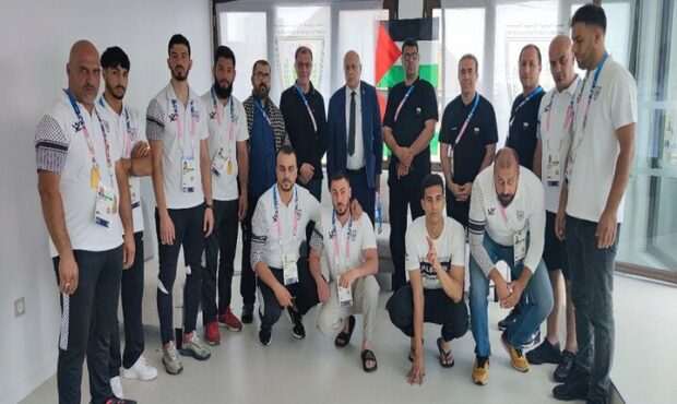 گرامیداشت شهید اسماعیل هنیه با حضور اعضای کاروان ایران و فلسطین گرامیداشت شهید اسماعیل هنیه با حضور اعضای کاروان ایران و فلسطین