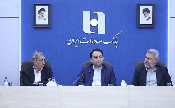 فرهنگ ایثار، سرمایهای برای خدمت صادقانه به مردم است فرهنگ ایثار، سرمایهای برای خدمت صادقانه به مردم است