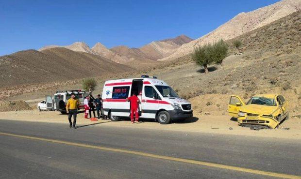 واژگونی سمند تاکسی در شهمیرزاد ۲ زخمی برجای گذاشت
