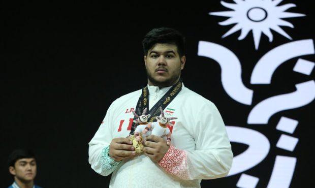 آخرین طلای کاروان ایران به وزنهبرداری رسید آخرین طلای کاروان ایران به وزنهبرداری رسید