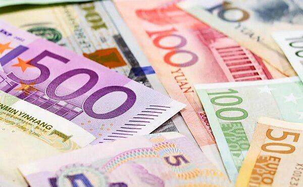 گزارش ارزی بازار ارز تجاری؛ داد و ستد ۶۱۳ میلیون دلاری ارز بین تجار