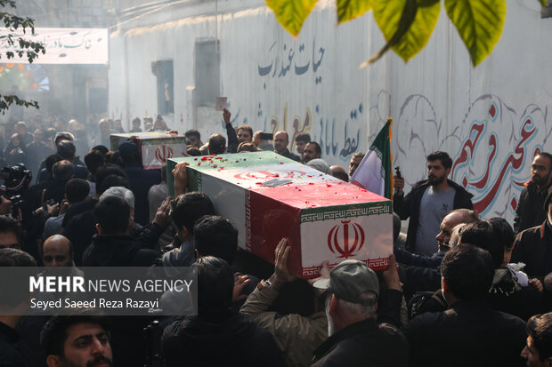 اعطای مدرک تحصیلی به دانشجویان شهید جنگ ۱۲ روزه در بهمن ماه