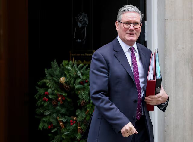 انگلیسی‌ها کناره‌گیری استارمر را می‌خواهند