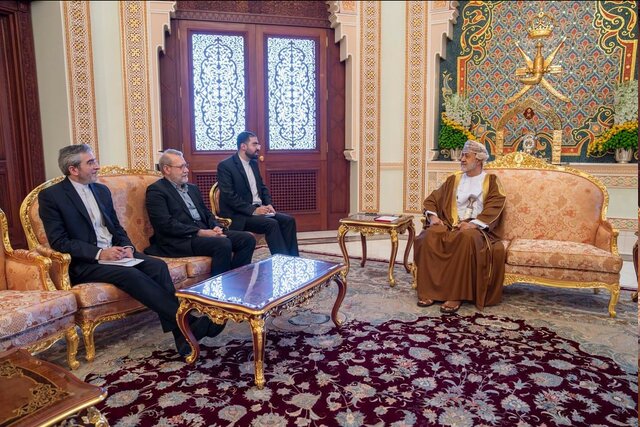 دیدار «سازنده» لاریجانی با سلطان عمان دیدار «سازنده» لاریجانی با سلطان عمان