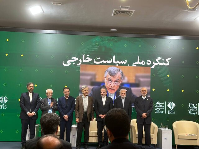 «جمشید ممتاز» چهره برتر سیاست خارجی کشور شد