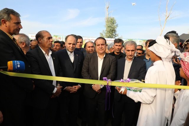 افتتاح گلخانه ۷ هکتاری در شهرستان دهلران با حضور وزیر جهاد کشاورزی