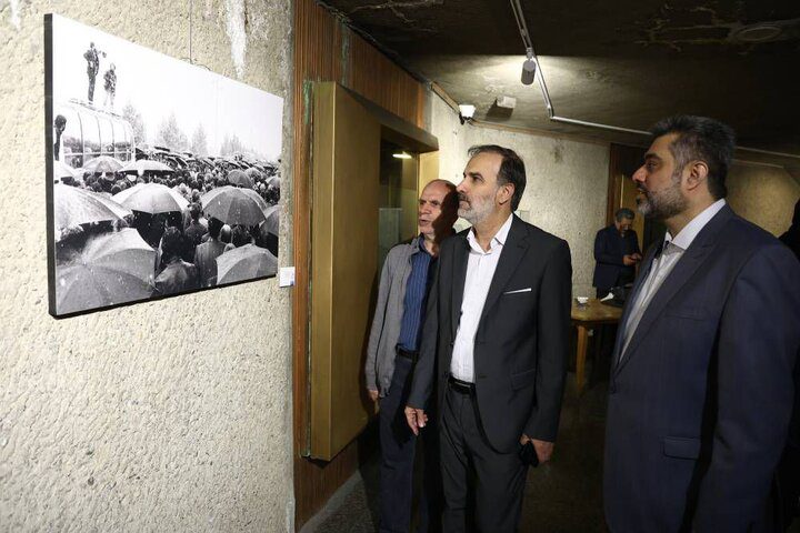 انقلاب در آینه آزادی تماشایی شد؛ هویت عکاسانه برج آزادی