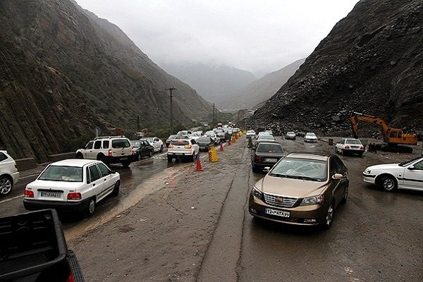 ترافیک سنگین در محور هراز؛ تردد روان در سایر محورهای شمالی ترافیک سنگین در محور هراز؛ تردد روان در سایر محورهای شمالی
