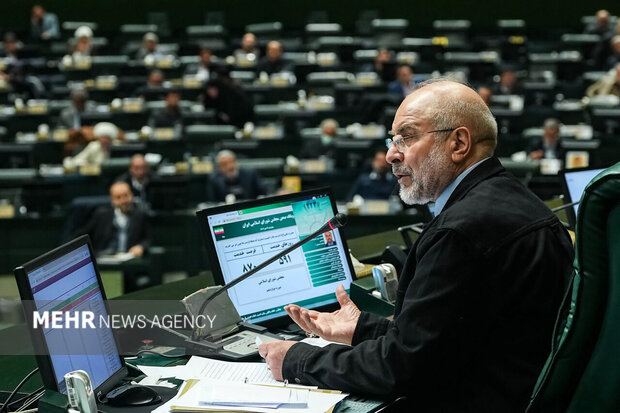 قالیباف: حوزه‌های دیپلماسی و دفاعی با یکدیگر هماهنگ هستند